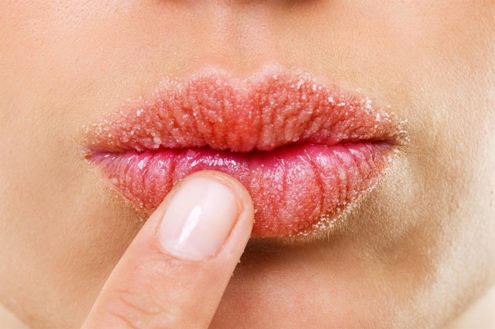 بهترین روش برای درمان ترک لب